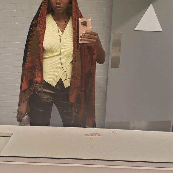 Green Silk Pants - Picture 3 of 7